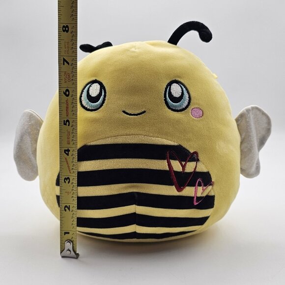 Squishmallows Sunny The Bumblebee Plush Toy Valentine Hearts Yellow Kelly Toy 8" - Picture 7 of 7
